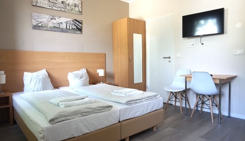 Traditional Apartment, 3 Twin Beds