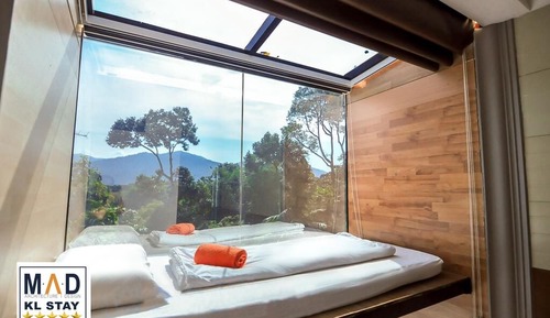 Star room
