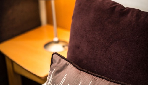 HOTEL SUITE