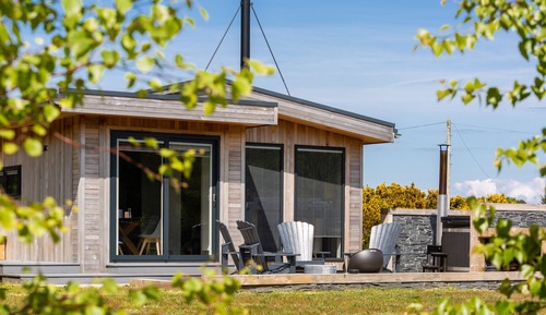 TWO BED RETREAT
