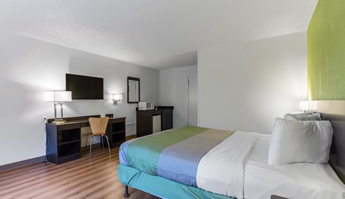 Standard Room, 1 King Bed, Non Smoking
