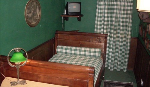 Standard Single Room, Private Bathroom