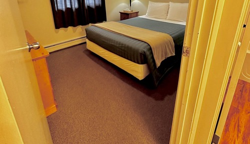 Junior Room, 1 Queen Bed, Kitchen