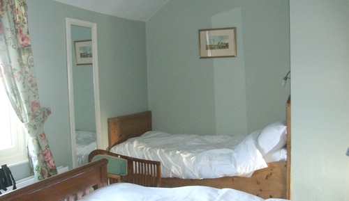 Standard Twin Room, Lake View