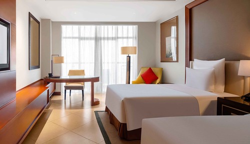 Superior Room, 2 Twin Beds, City View