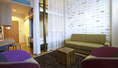 Studio 6