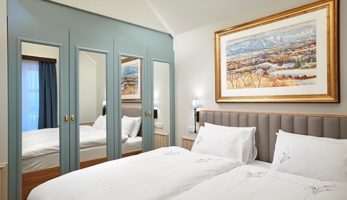 Superior King Suite