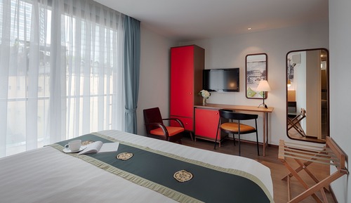 Deluxe Room, 1 Queen Bed