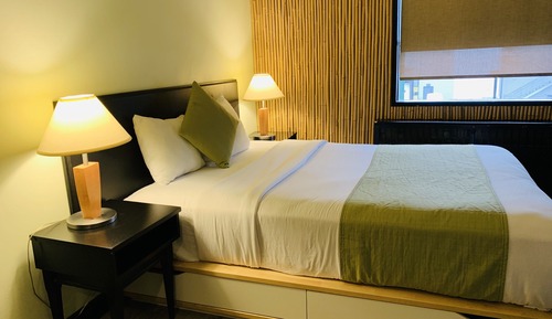 Youth Traveler Room (Weekend Noise Impacted Room)