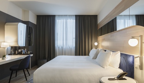 Standard Room, 1 King Bed, Accessible