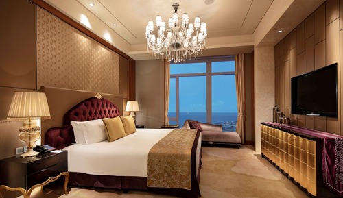 Presidential Suite