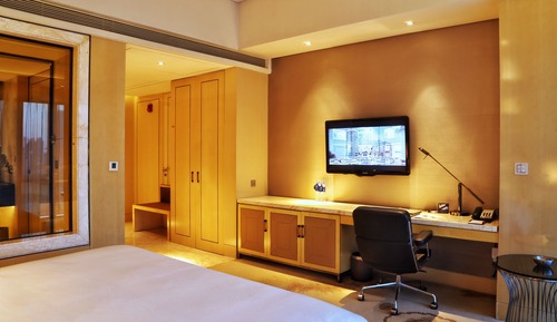 King Disabled Guestroom