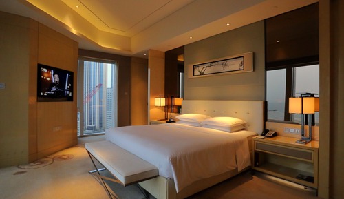 King Executive Suite with Lounge Access
