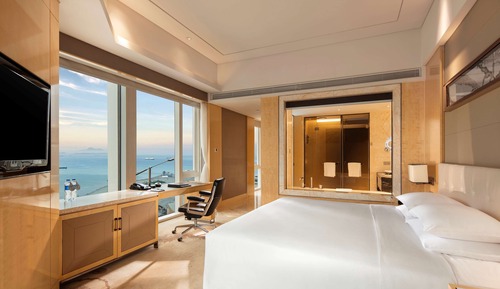 King Executive Corner Room with Lounge Access