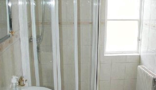 Economy Single Room, Shared Bathroom
