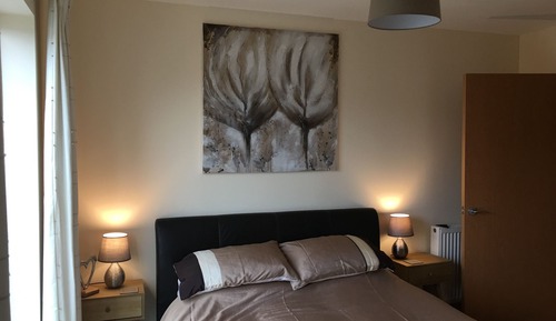 Exclusive Apartment, Ensuite, River View (Penthouse 65 Skipper Way)