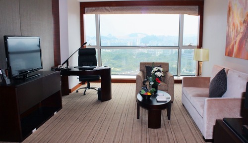 Executive Suite King Size Bed