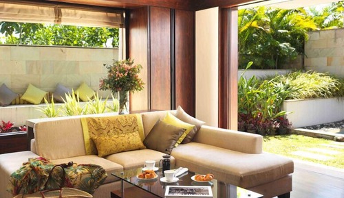 Jacuzzi Villa