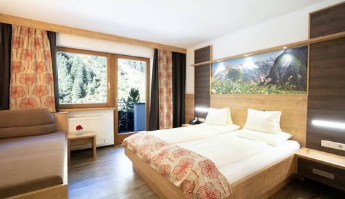 Double Room (Tirol)