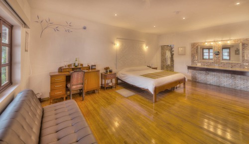 Superior Room, 1 King Bed with Sofa bed, Hot Tub