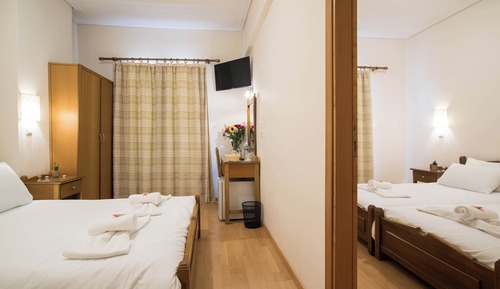 Classic Quadruple Room