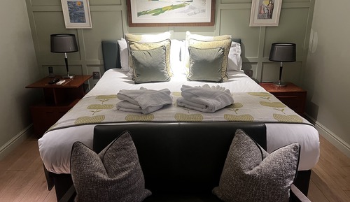 Classic Double Room