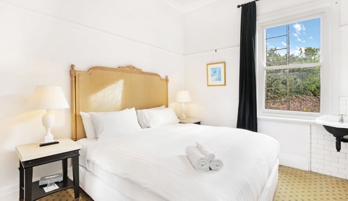 Standard Double Room, 1 Bedroom, Shared Bathroom