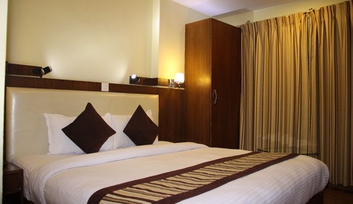 Deluxe Double or Twin Room