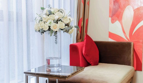Deluxe Business Room