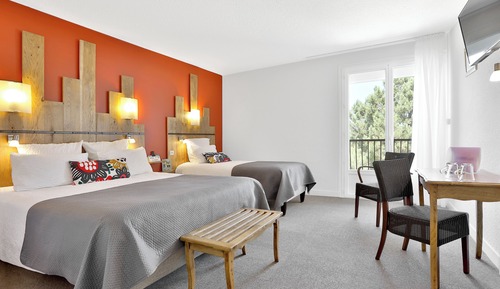 Triple Room