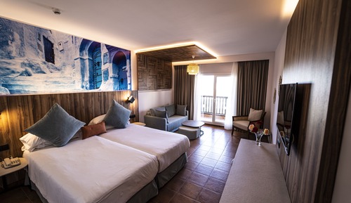Superior Room (2 Adults)