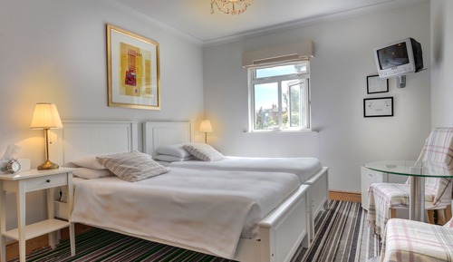 Comfort Twin Room