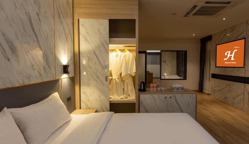 Presidential Room
