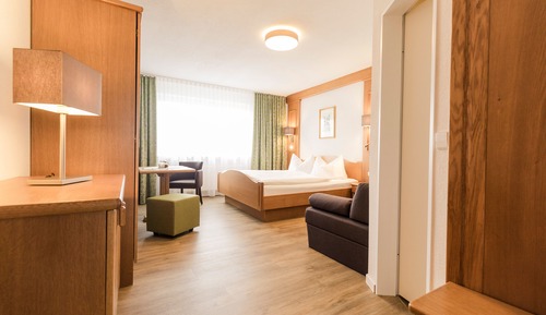 Classic Double Room (DZC)