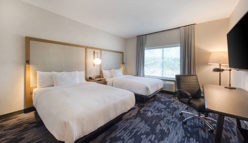 Room, 2 Queen Beds, Non Smoking (Mobility Accessible, Tub)