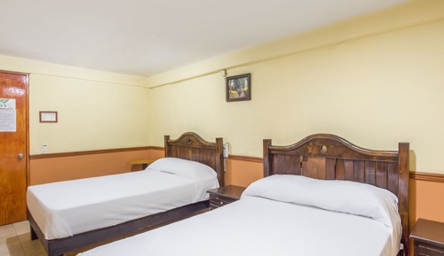 Standard Room (Three beds)