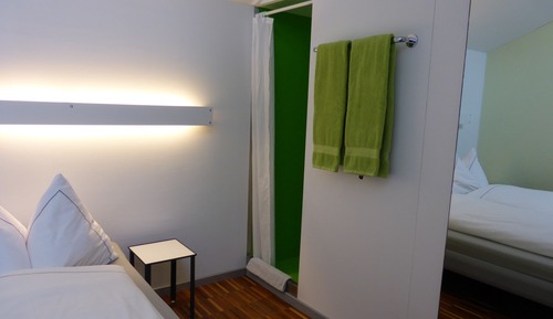 Basic Double or Twin Room, Ensuite