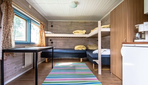 Cabin (4 Beds)