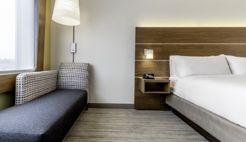 Standard Room, 1 King Bed, Accessible (Communications)