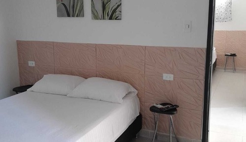 Executive Suite, 2 Bedrooms, Kitchenette, Courtyard Area
