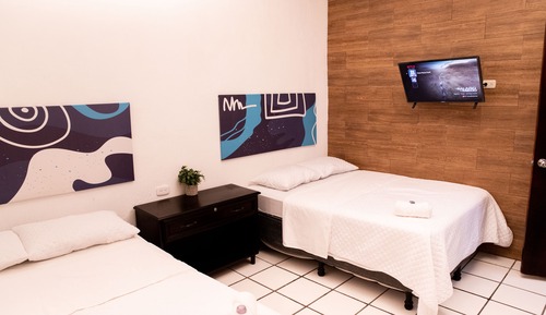 Mama Fanti Room