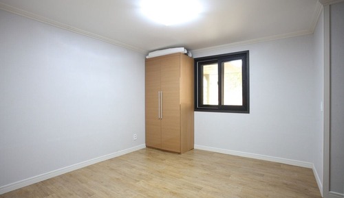 Condo (Green 1st floor)