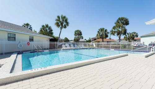 Condo (2 Bedrooms)