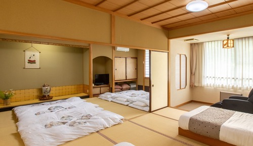 Japanese Room up to 2-8 guests (Non-Smoking)