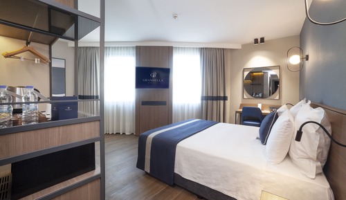 Family Room, 2 Bedrooms, Connecting Rooms, City View