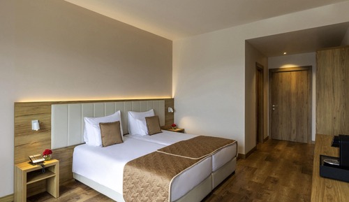Standard Room, 2 Twin Beds, Balcony