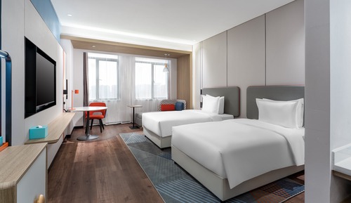 Standard Room, 2 Twin Beds, Lake View