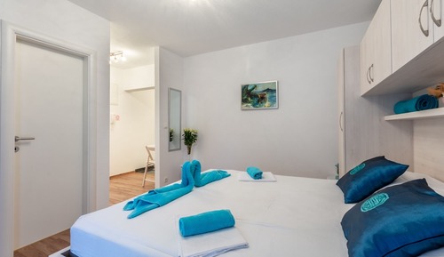 Studio (Studio with Balcony and Sea View)