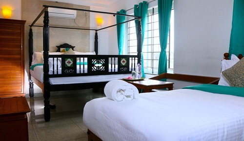 Heritage Triple Room