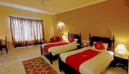 Small Suite